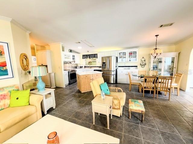 805 S WATERWAY, VENICE, FL — photo 5