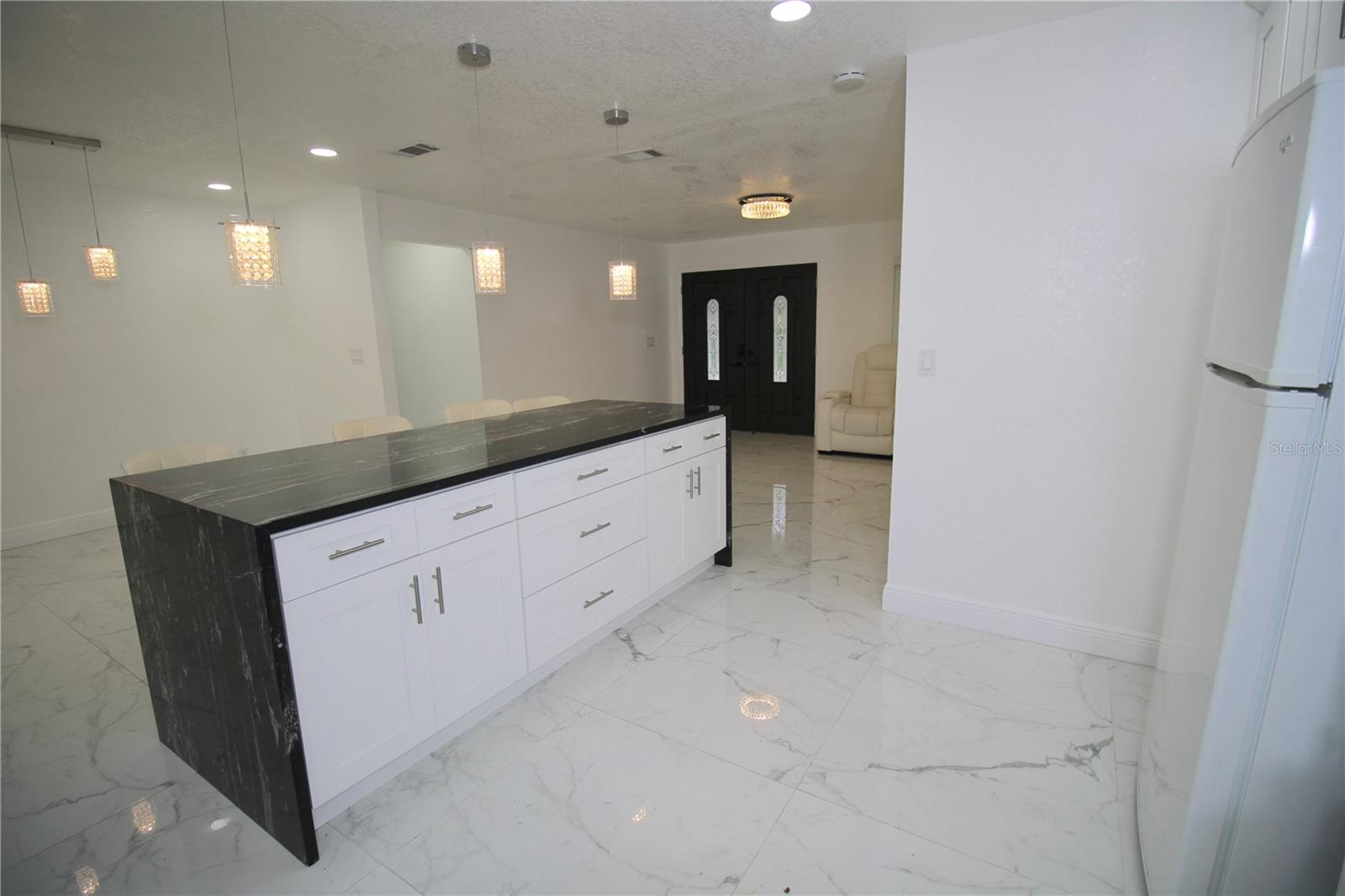 707 INNERGARY PL, VALRICO, FL — photo 14