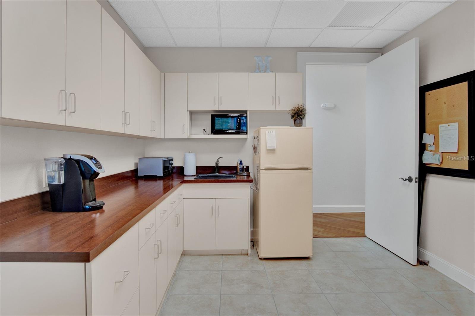 6200 METROWEST BLVD #103B, ORLANDO, FL — photo 9