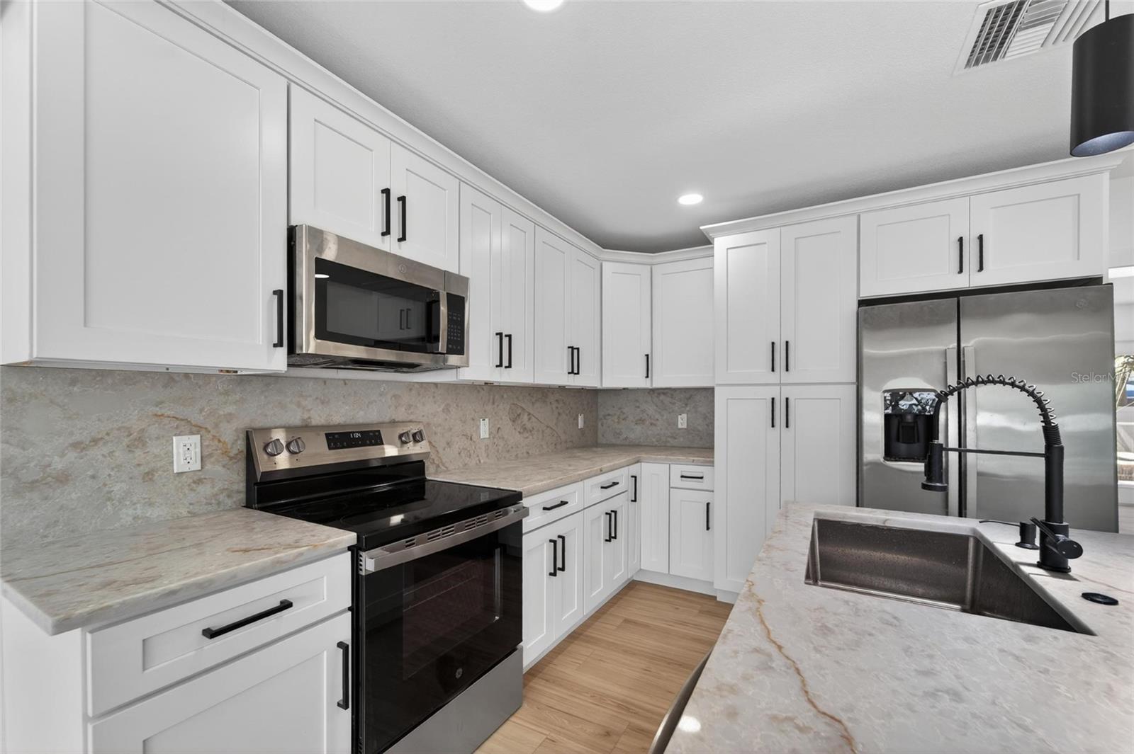 4810 DEL RIO WAY S, GULFPORT, FL — photo 9