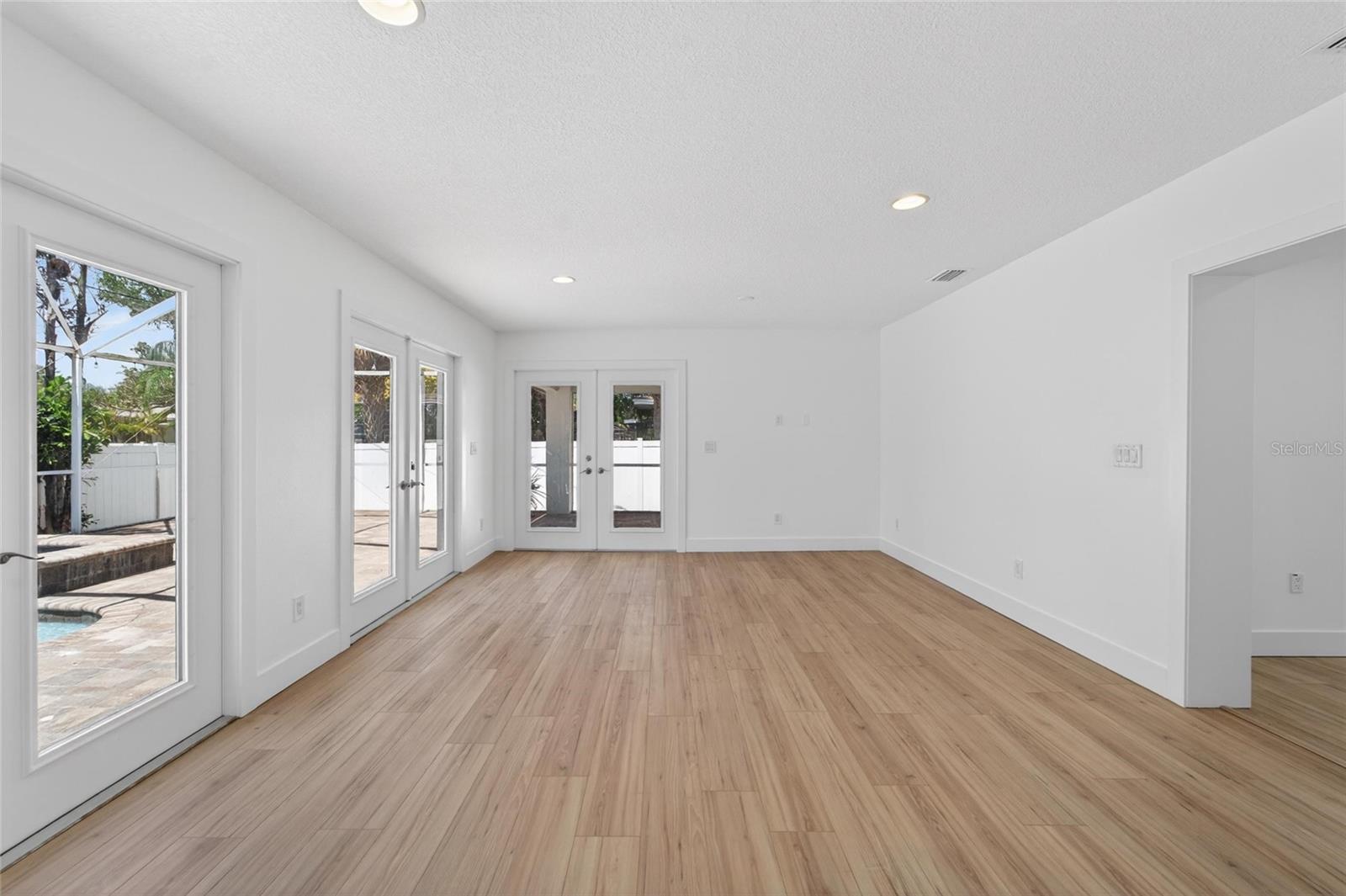 4810 DEL RIO WAY S, GULFPORT, FL — photo 28