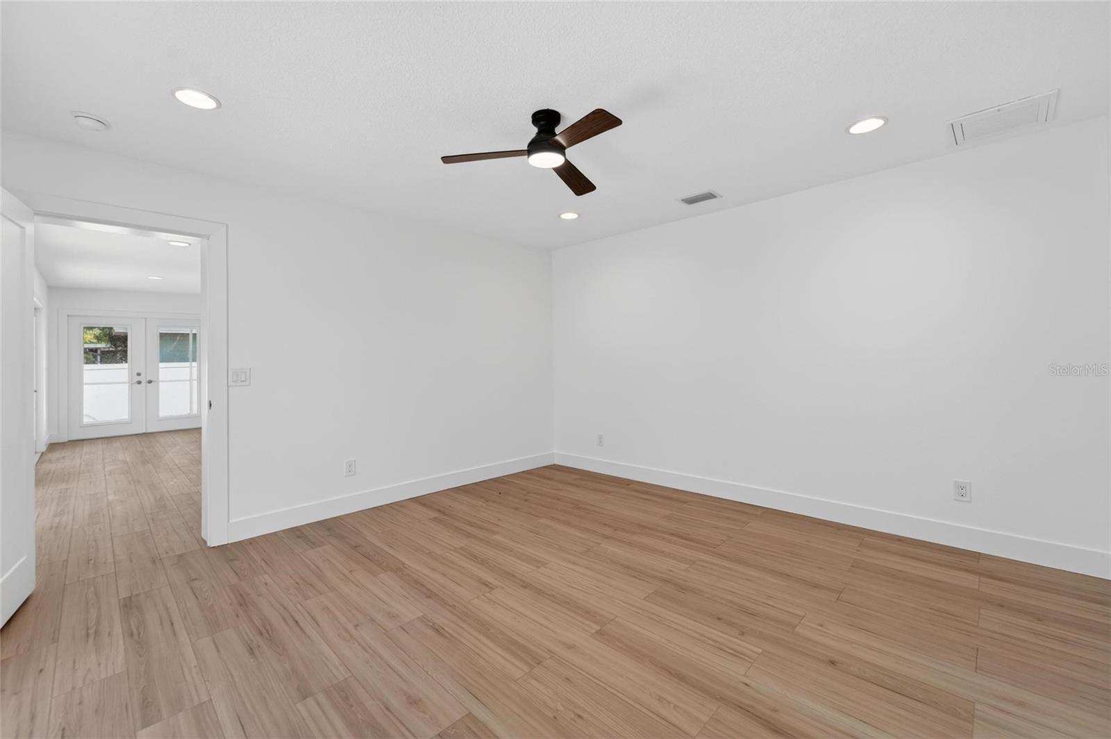 4810 DEL RIO WAY S, GULFPORT, FL — photo 31