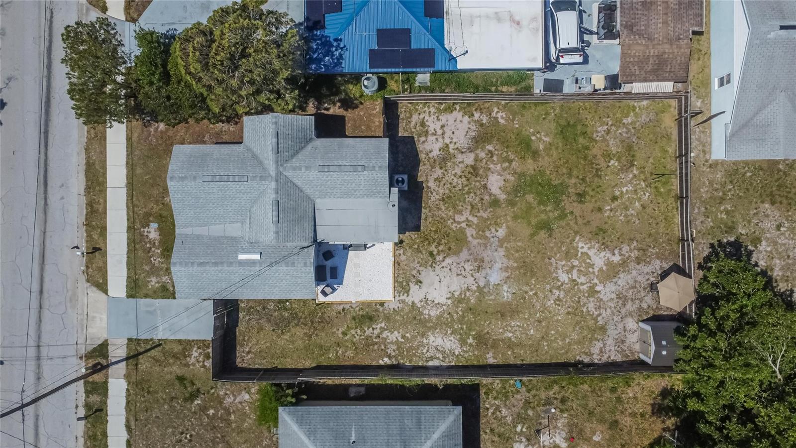 1138 HOWARD ST, CLEARWATER, FL — photo 25