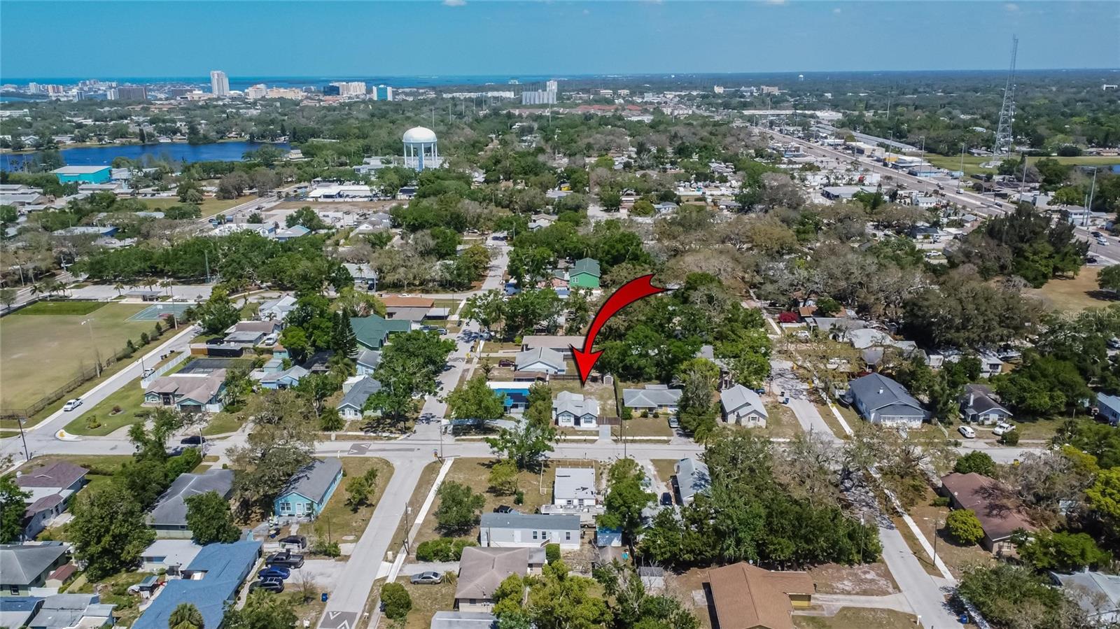 1138 HOWARD ST, CLEARWATER, FL — photo 27