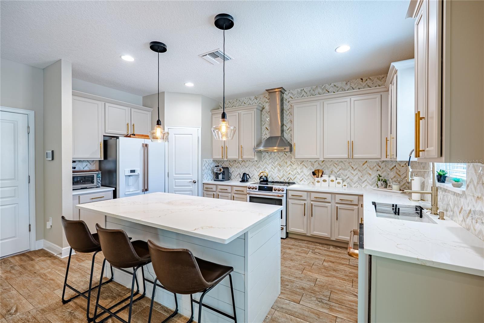 1908 W NASSAU ST, TAMPA, FL — photo 11