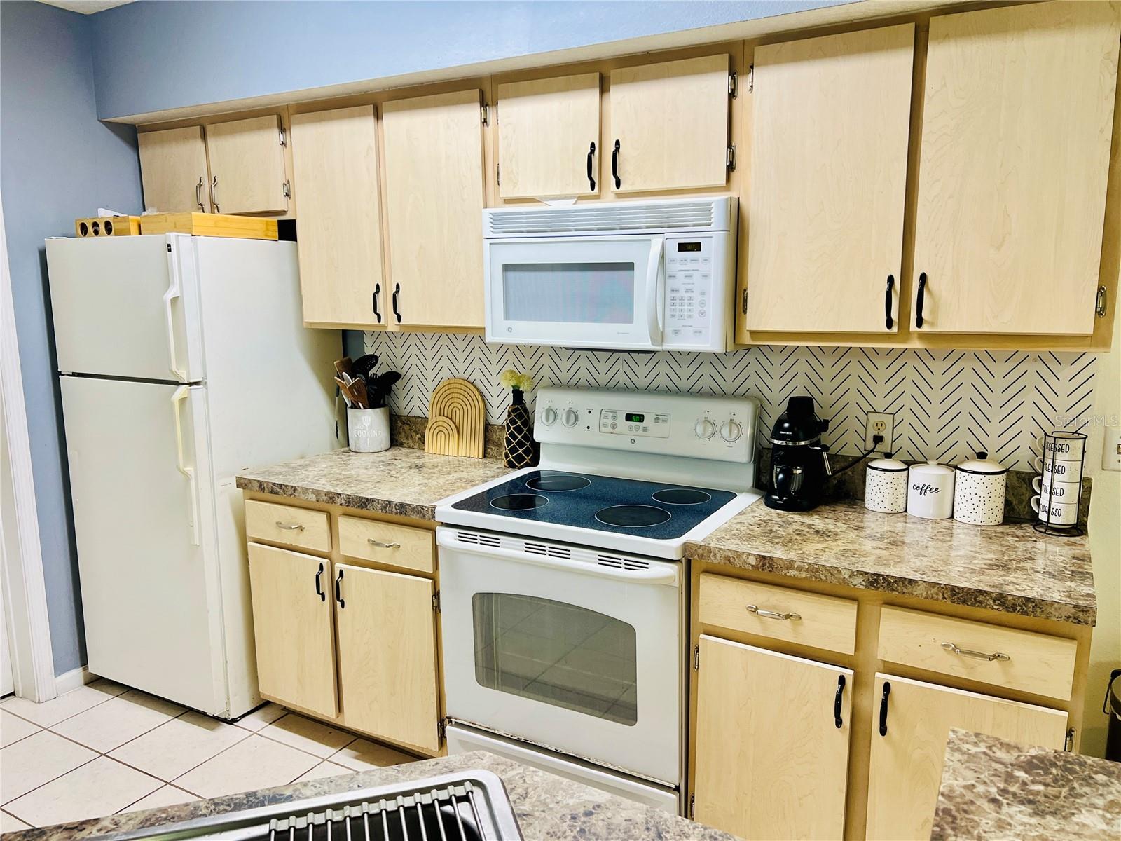 737 CREST PINES DR #612, ORLANDO, FL — photo 4