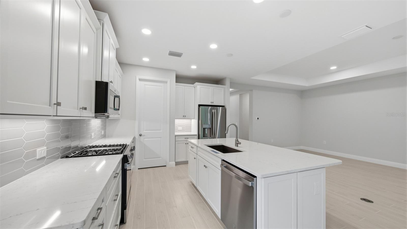 3075 HERITAGE PINES DR, FORT MYERS, FL — photo 36