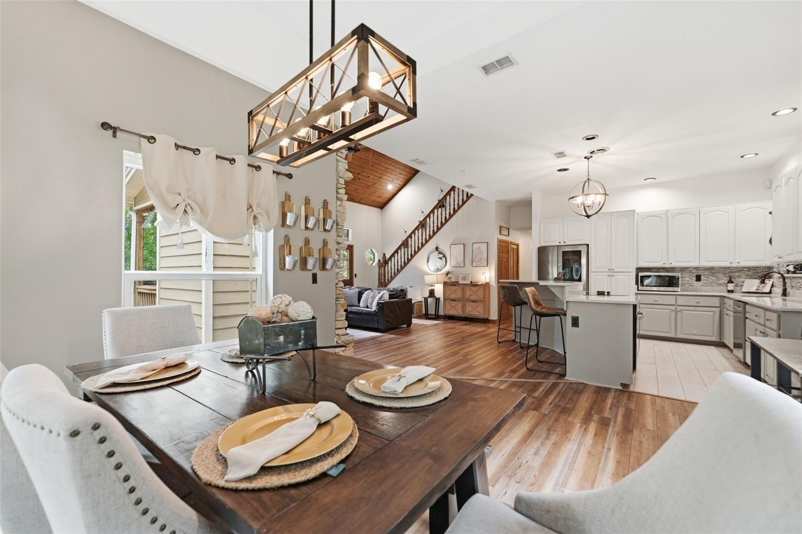 381 N JUNGLE RD, GENEVA, FL — photo 12