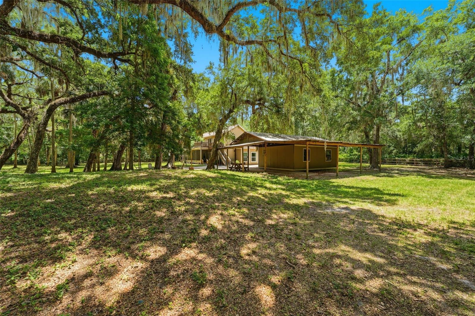 381 N JUNGLE RD, GENEVA, FL — photo 44