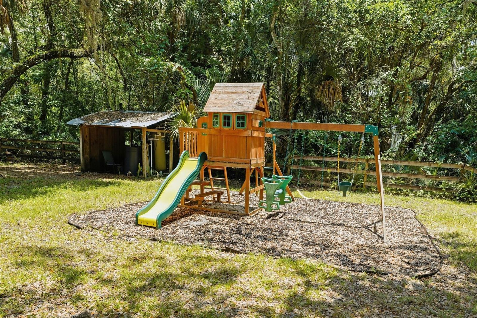 381 N JUNGLE RD, GENEVA, FL — photo 46