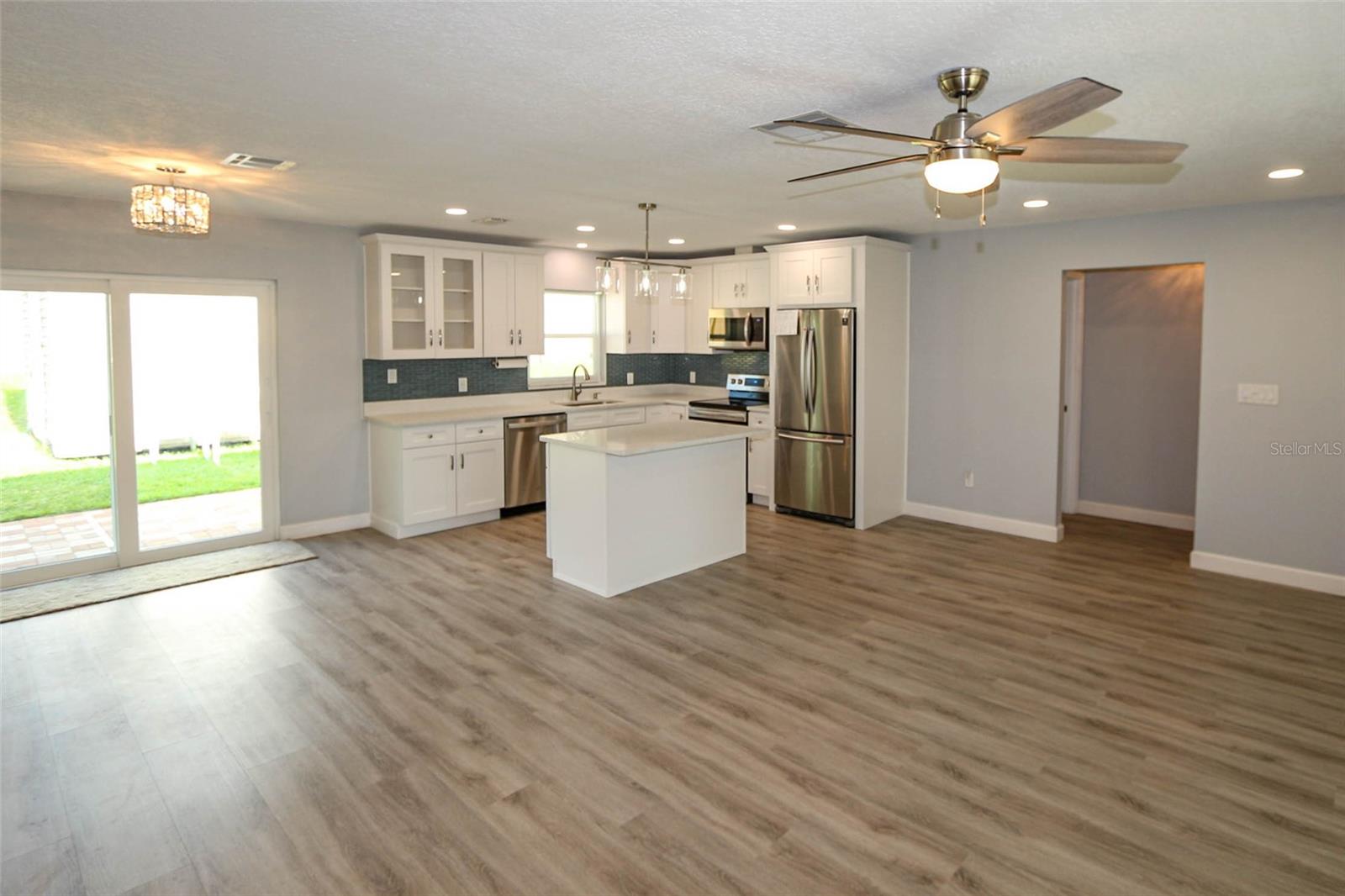 1444 OVERCASH DR, DUNEDIN, FL — photo 3