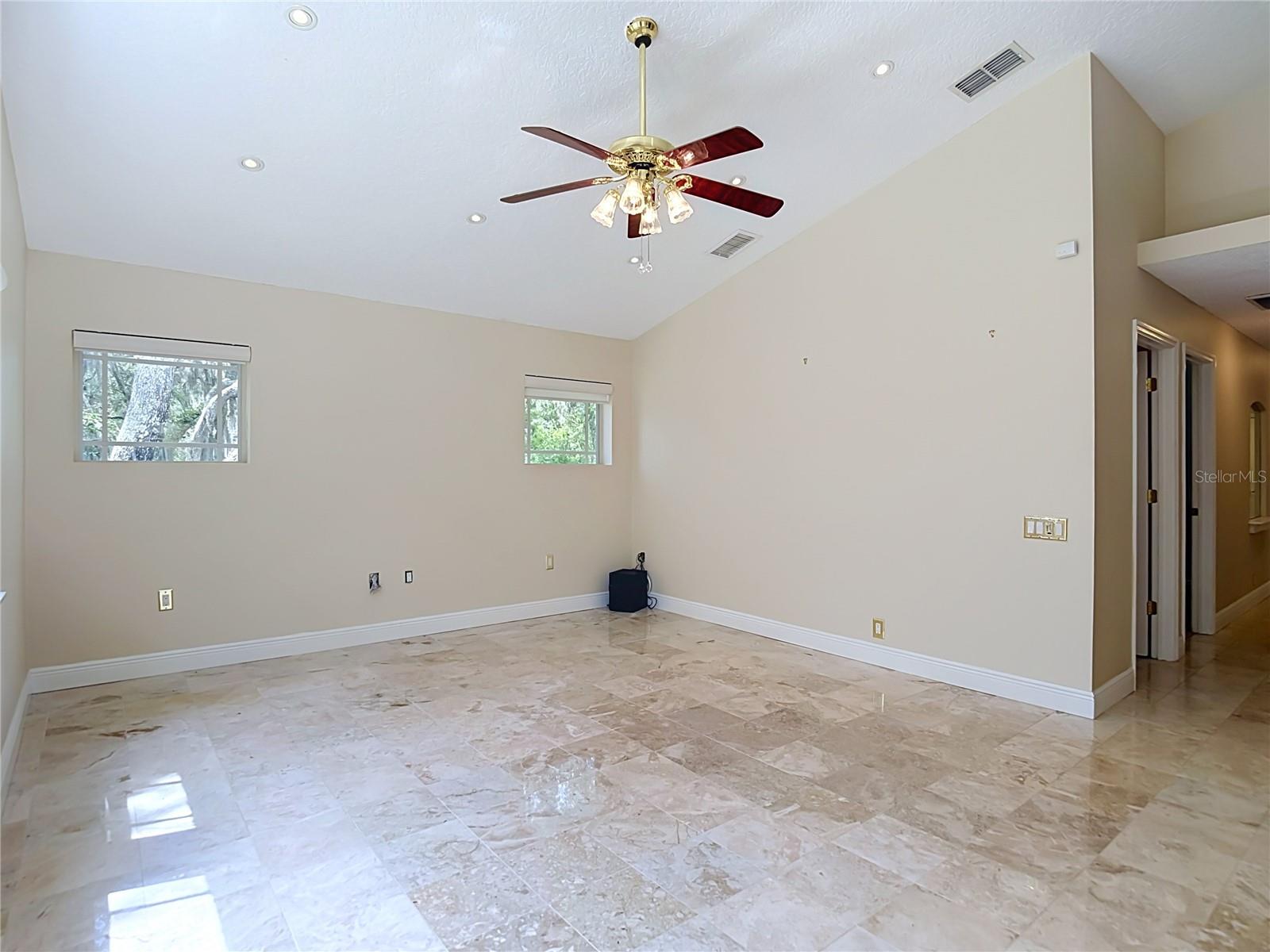 9433 WILDERNESS TRL, WEEKI WACHEE, FL — photo 21