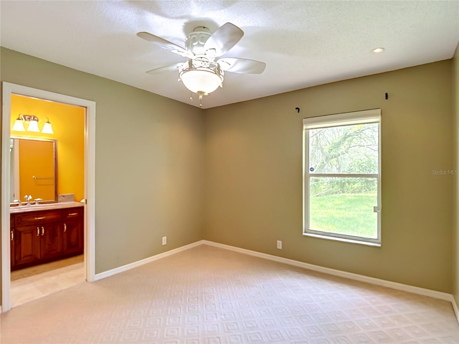 9433 WILDERNESS TRL, WEEKI WACHEE, FL — photo 27