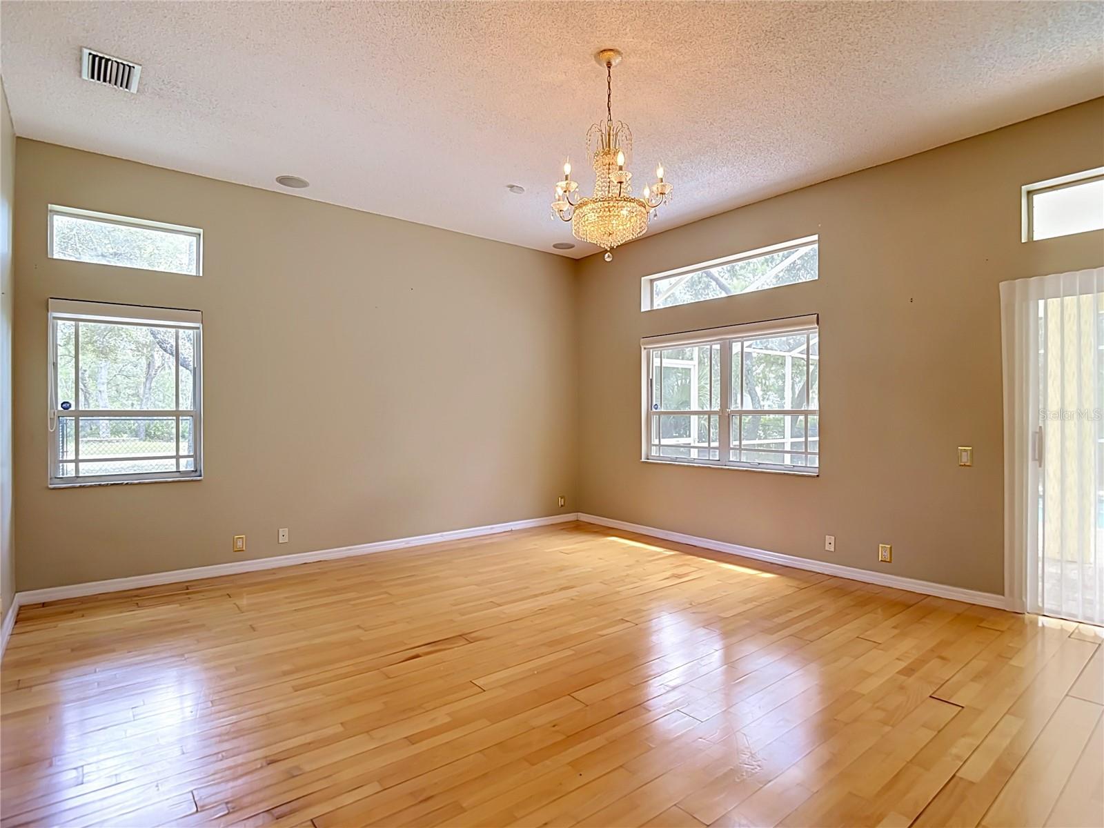 9433 WILDERNESS TRL, WEEKI WACHEE, FL — photo 30