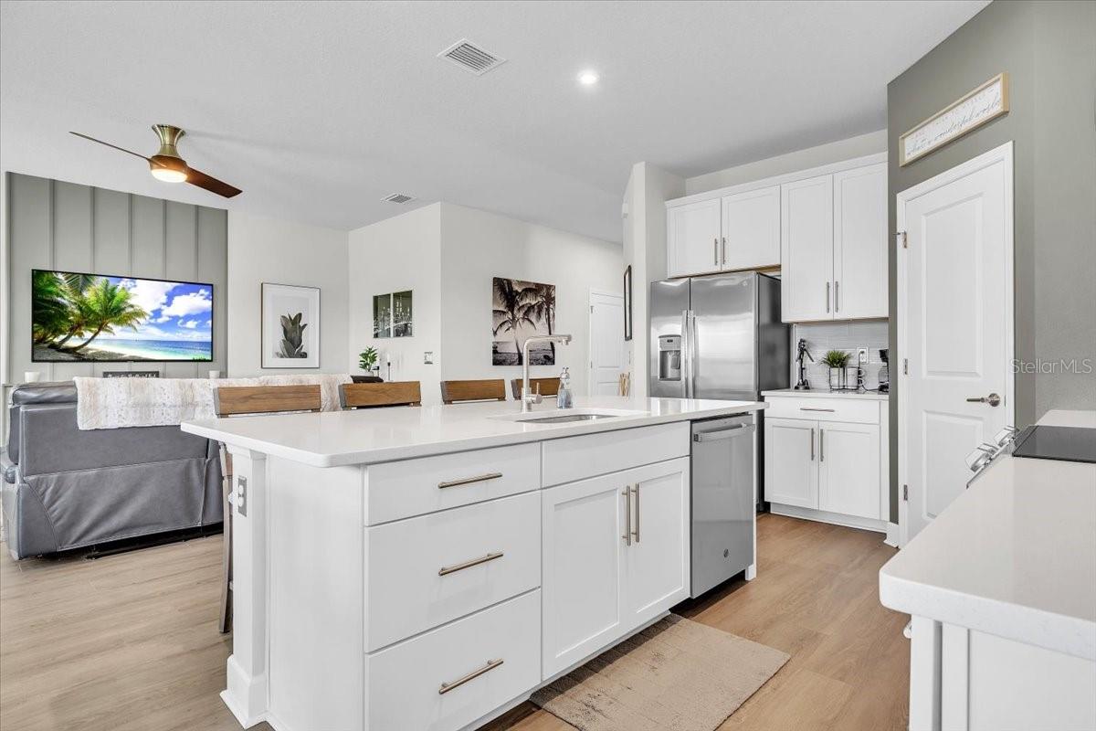 16239 S PORT HARBOR BLVD, PORT CHARLOTTE, FL — photo 16