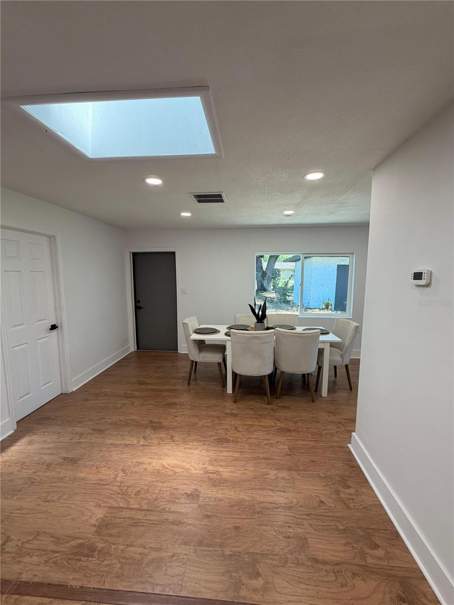 211 BAYSHORE DR, ORLANDO, FL — photo 17