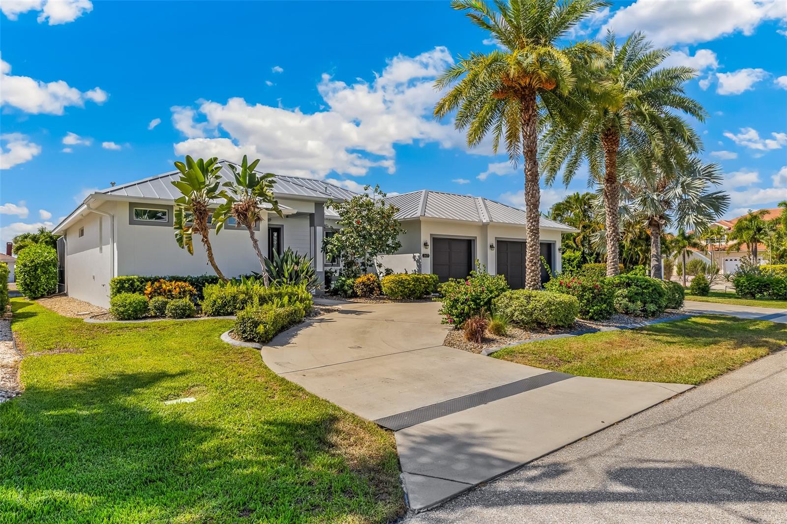 2477 SIERRA LN, PUNTA GORDA, FL — photo 33