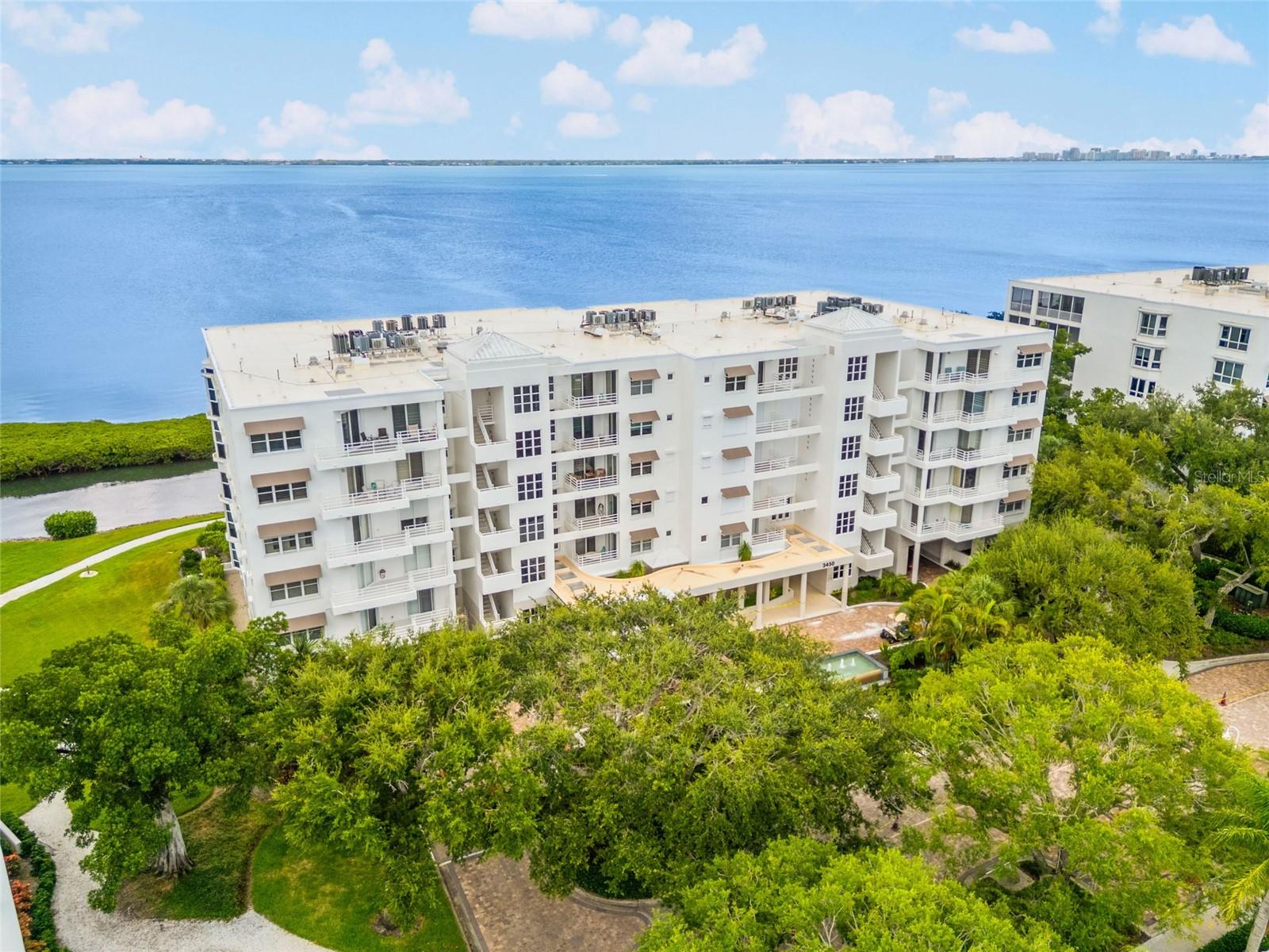 2450 HARBOURSIDE DR #244, LONGBOAT KEY, FL