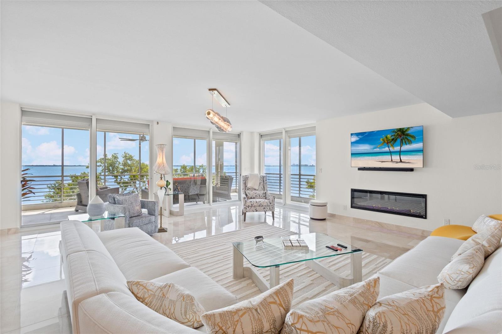2450 HARBOURSIDE DR #244, LONGBOAT KEY, FL — photo 3