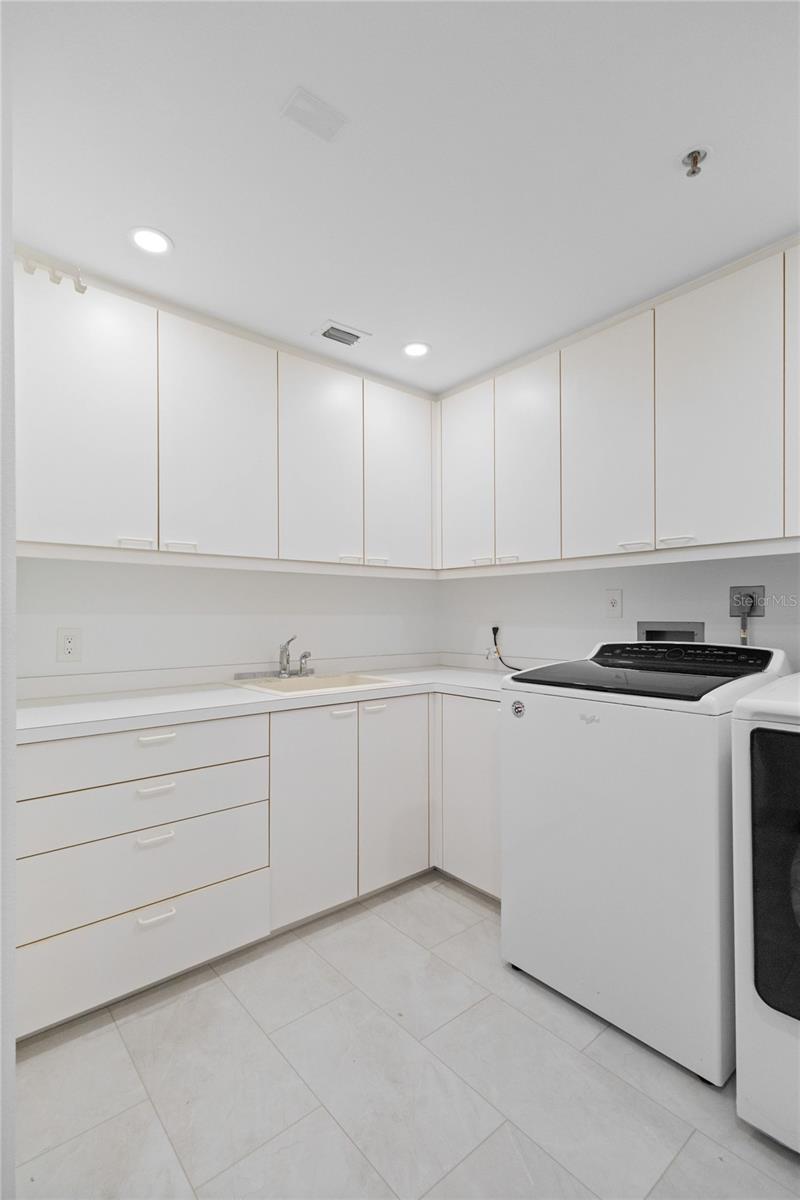 2450 HARBOURSIDE DR #244, LONGBOAT KEY, FL — photo 44