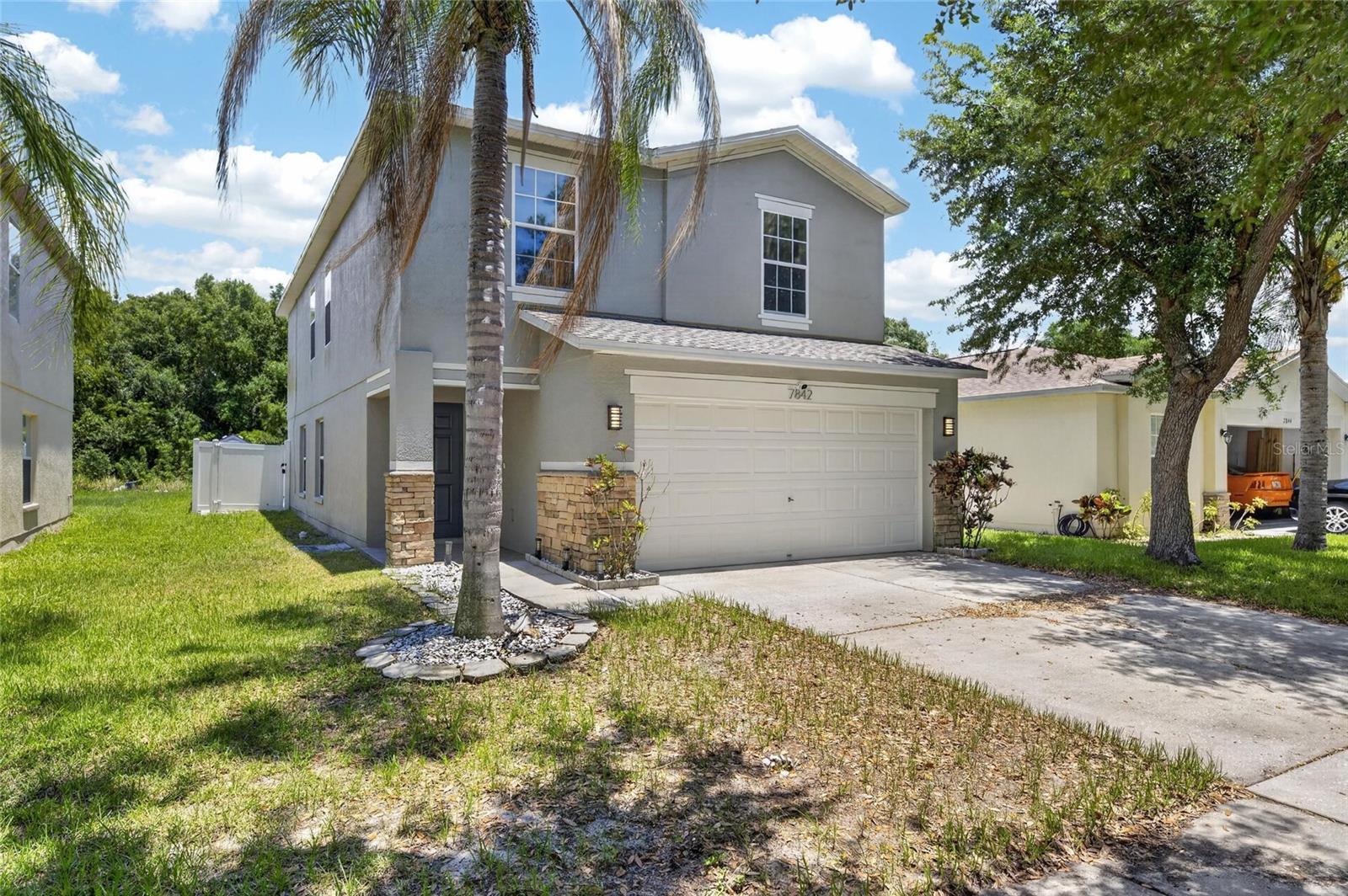 7842 CARRIAGE POINTE DR, GIBSONTON, FL — photo 2