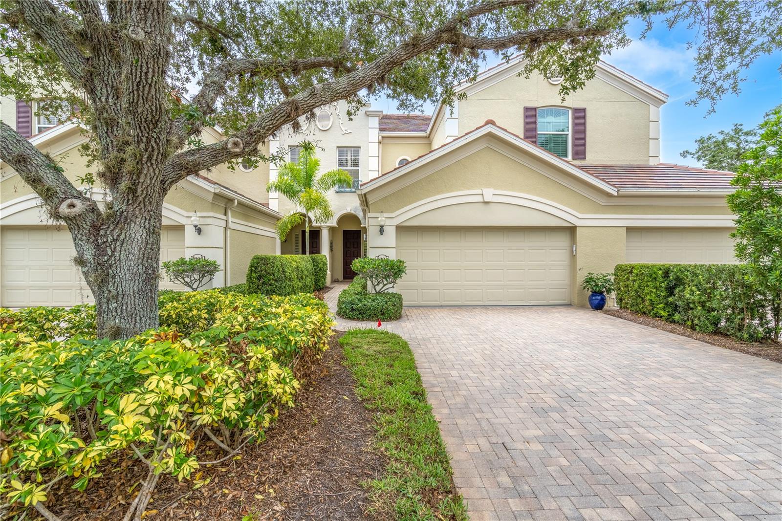 5204 BOUCHARD CIR #102, SARASOTA, FL