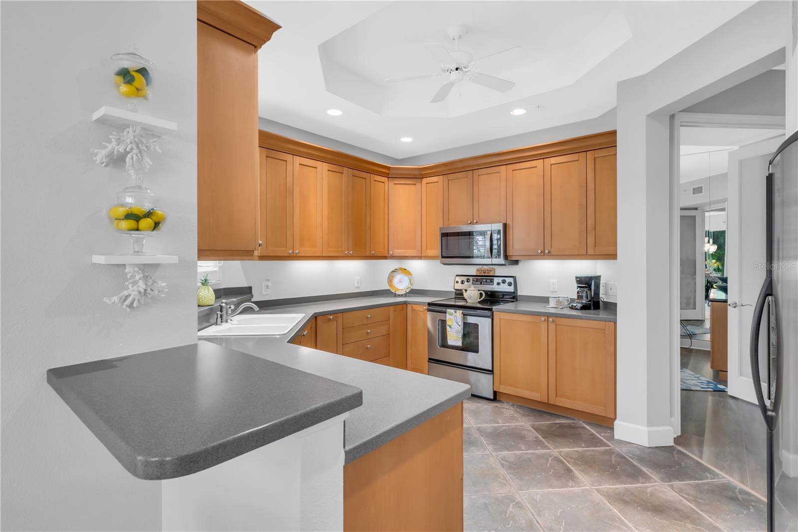 5204 BOUCHARD CIR #102, SARASOTA, FL — photo 10