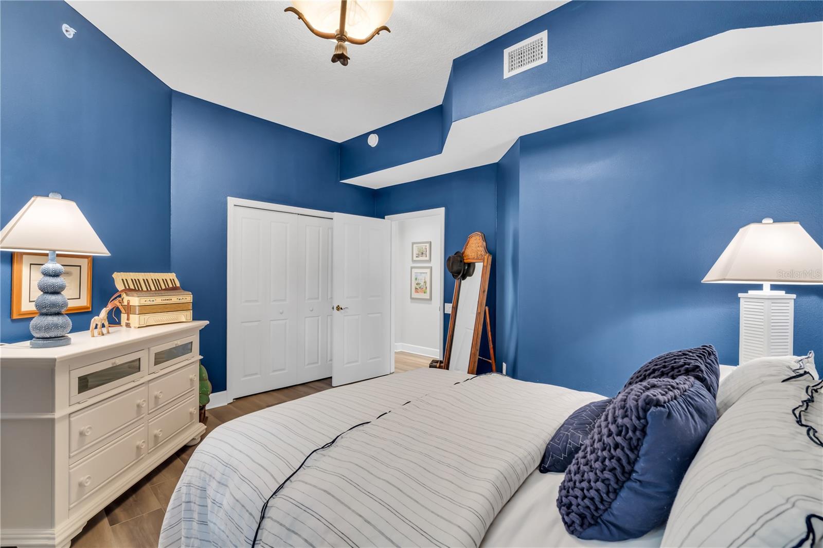 5204 BOUCHARD CIR #102, SARASOTA, FL — photo 17