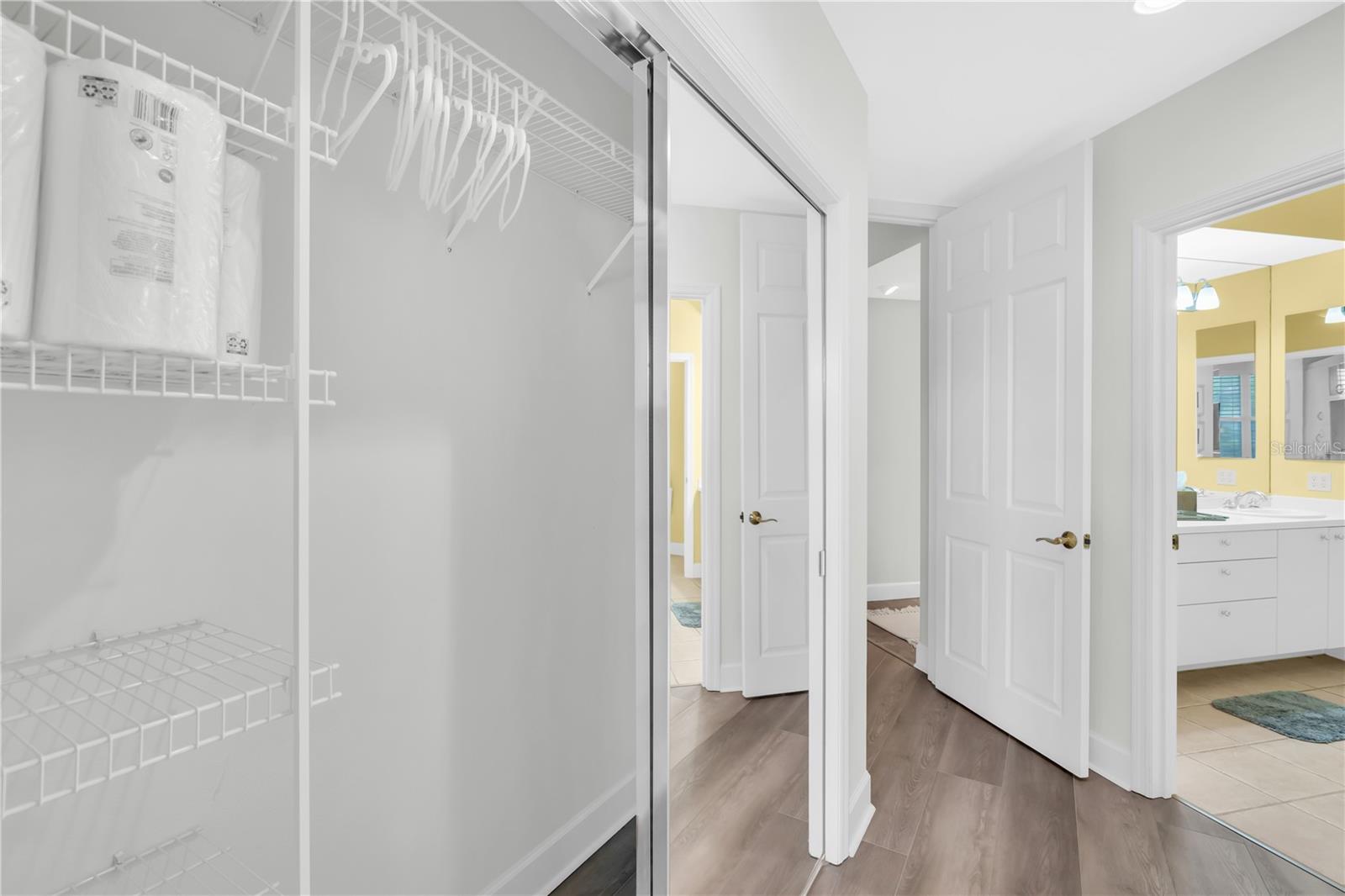 5204 BOUCHARD CIR #102, SARASOTA, FL — photo 23