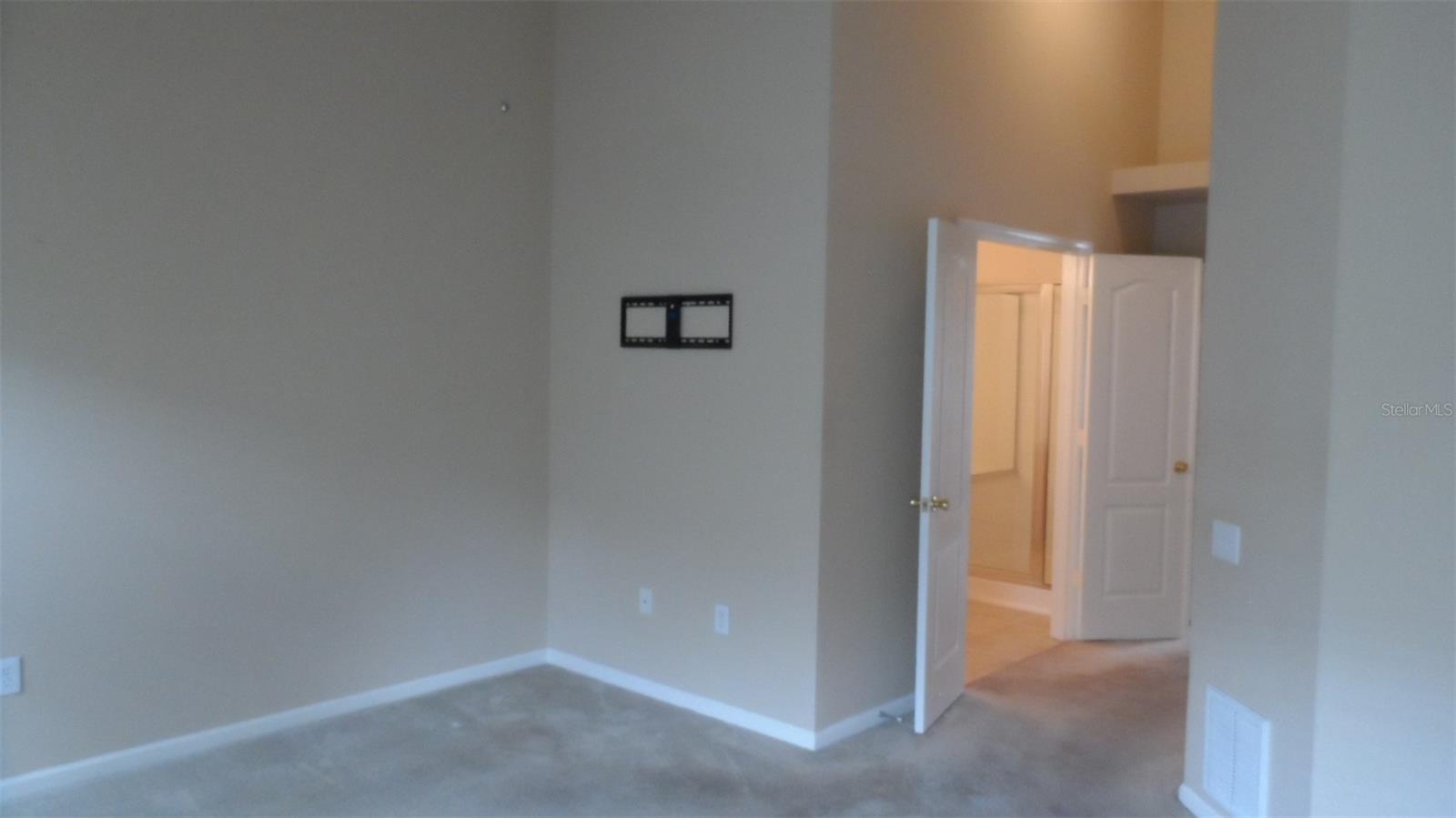30709 LANESBOROUGH CIR, WESLEY CHAPEL, FL — photo 14