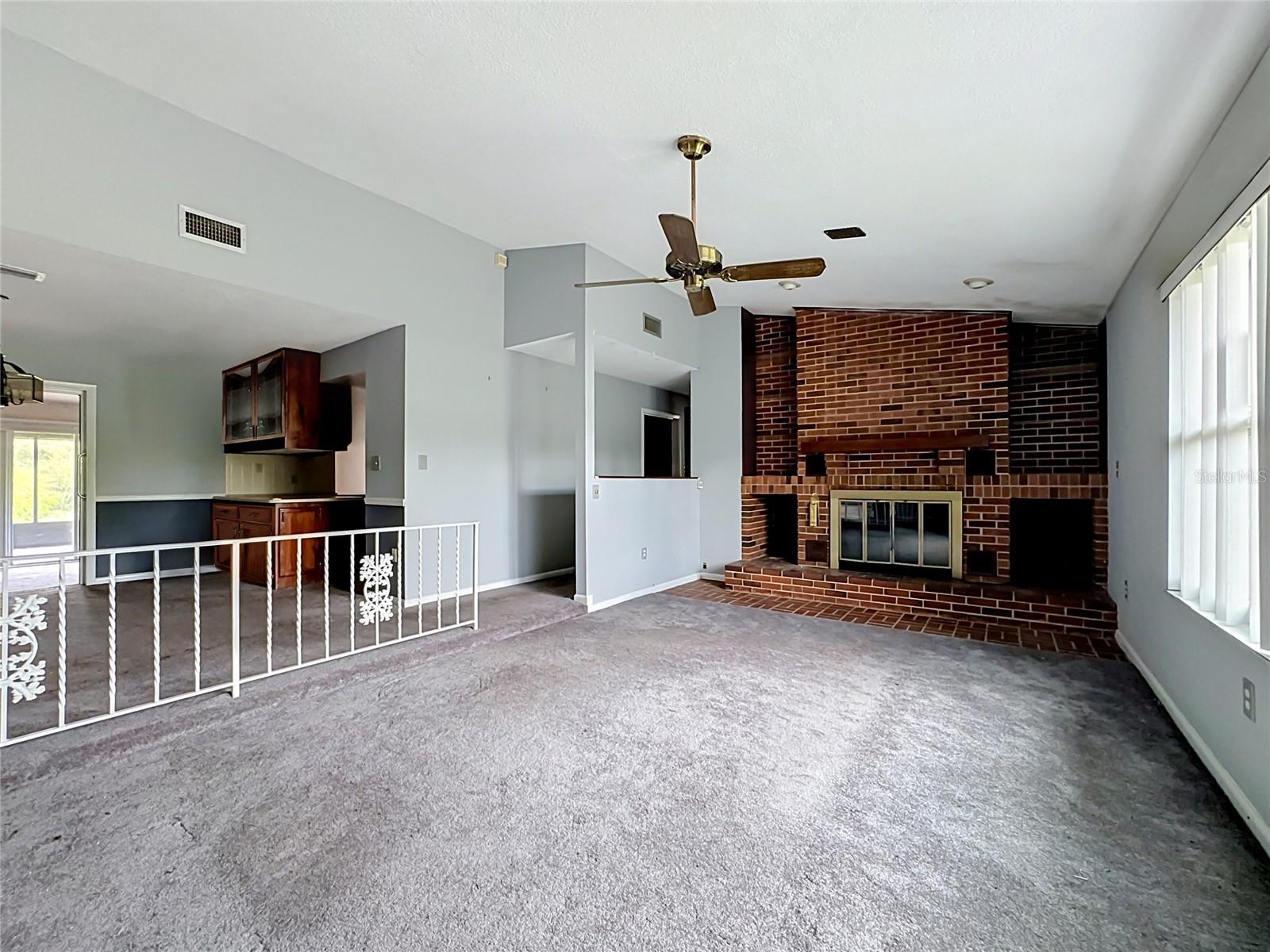 629 ORANGE VALLEY CIR, LAKELAND, FL — photo 4