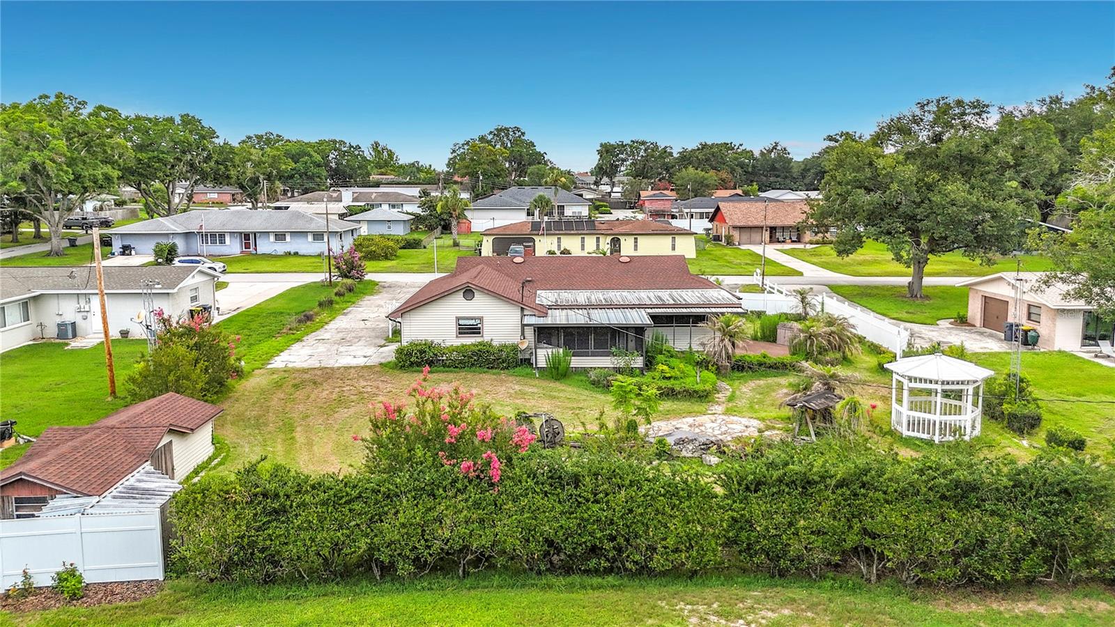 629 ORANGE VALLEY CIR, LAKELAND, FL — photo 38