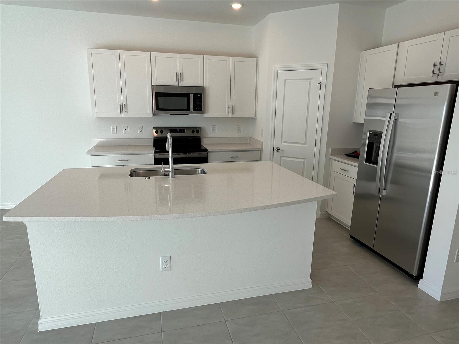 5845 BISCOTTI ST, NOKOMIS, FL — photo 3