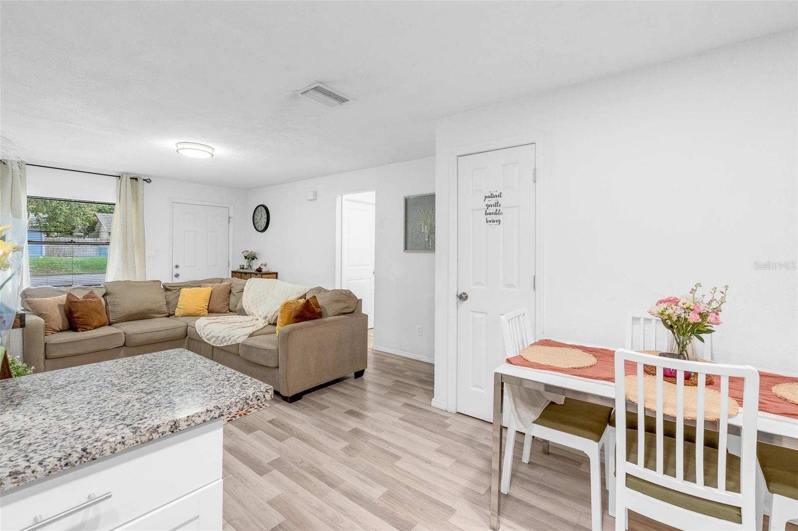425 S CANDLER AVE, ORLANDO, FL — photo 8