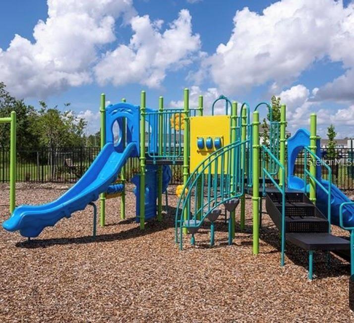 2852 SKYLINE LOOP, KISSIMMEE, FL — photo 13