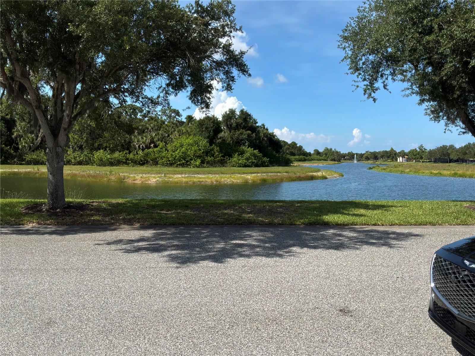 8004 CAMMINARE DR, SARASOTA, FL — photo 4
