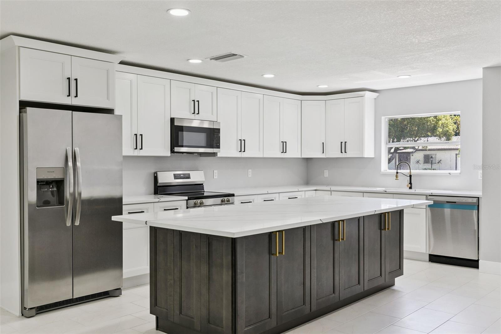 10633 WATERTOWN CT, ORLANDO, FL — photo 8
