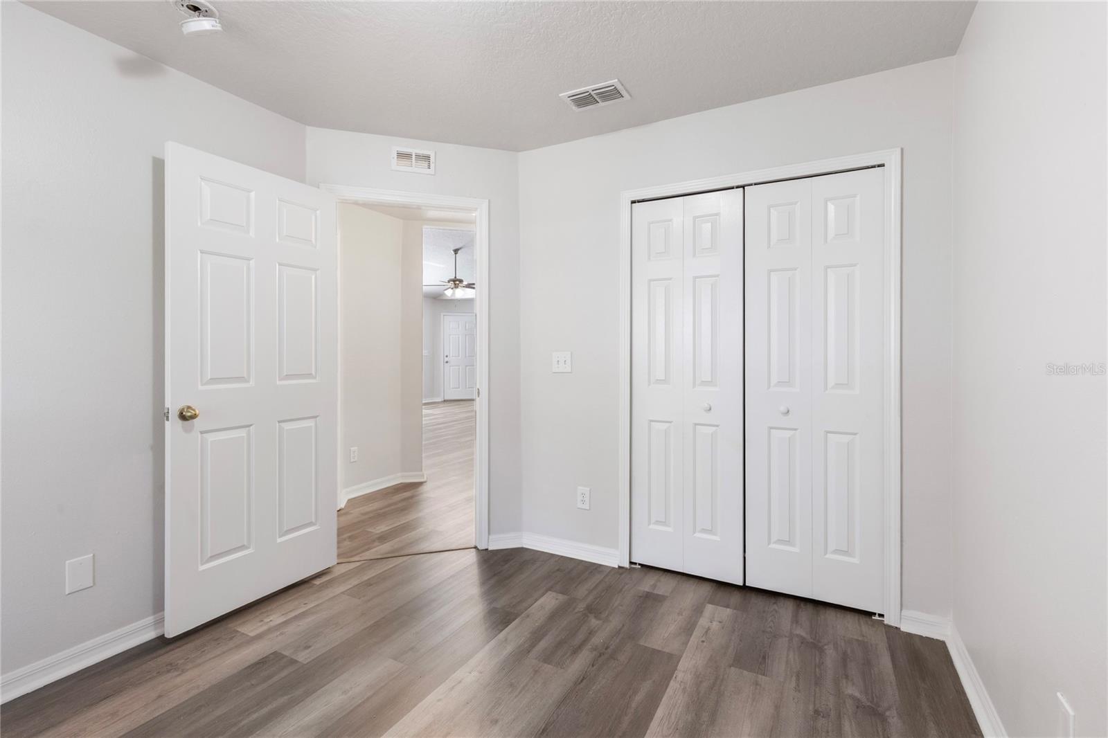 7456 OXFORD GARDEN CIR, APOLLO BEACH, FL — photo 10