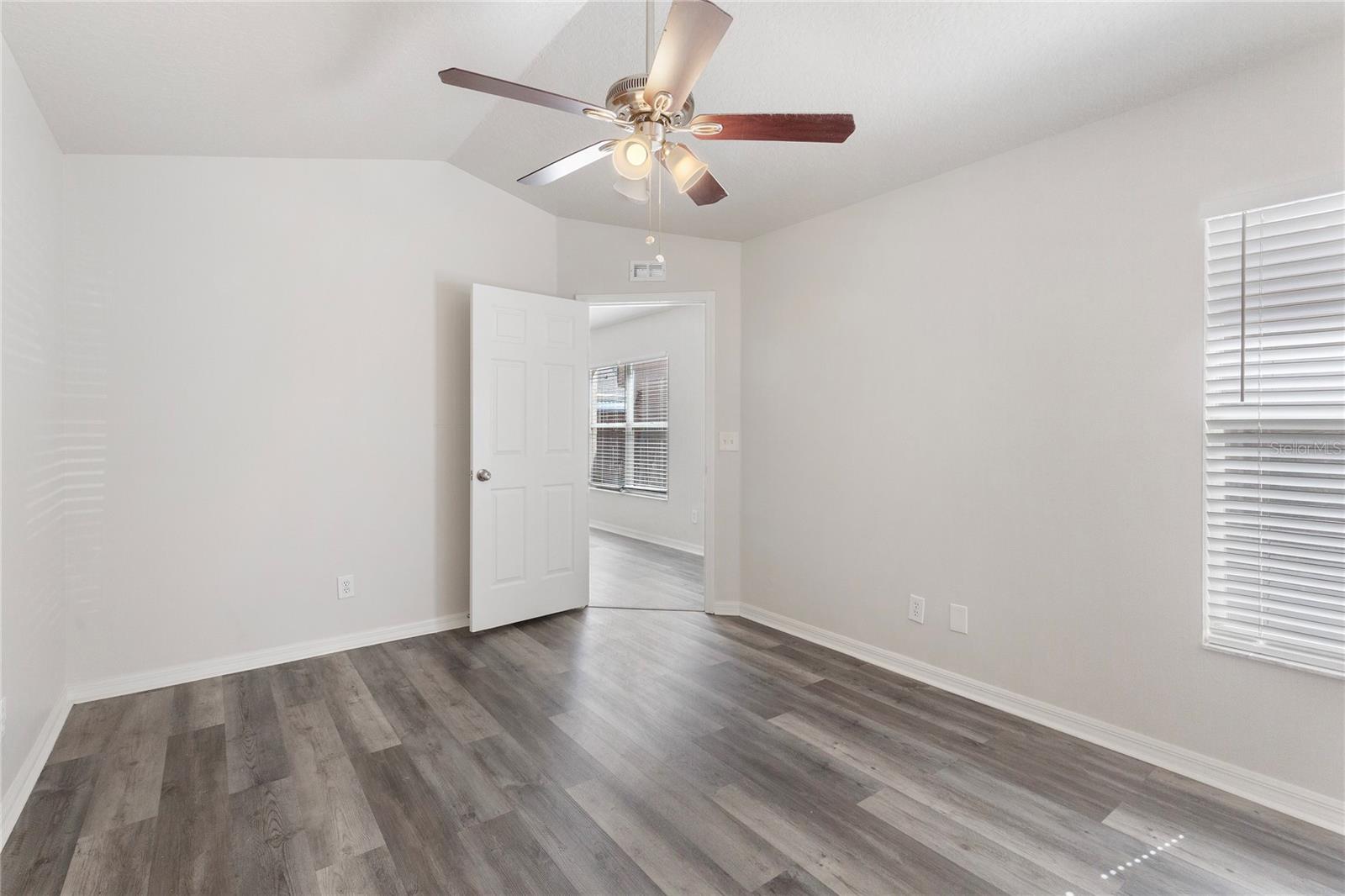 7456 OXFORD GARDEN CIR, APOLLO BEACH, FL — photo 17