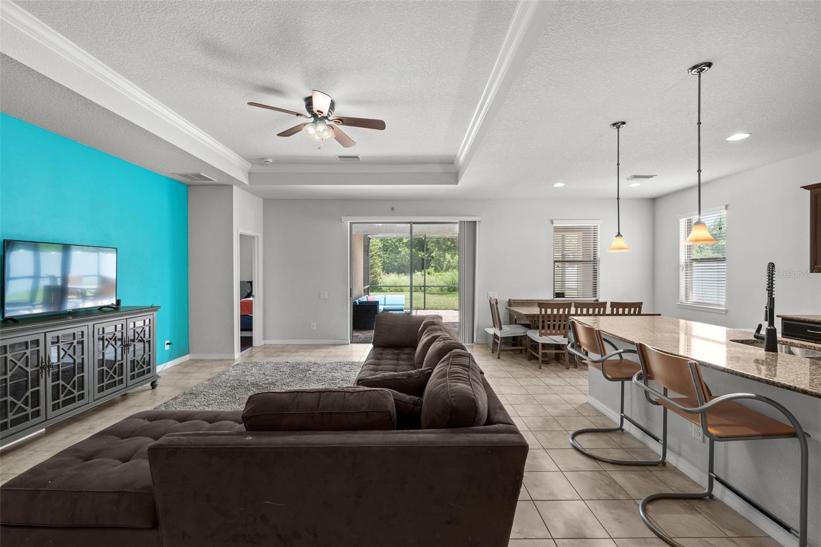 2212 LANDSIDE DR, VALRICO, FL — photo 9