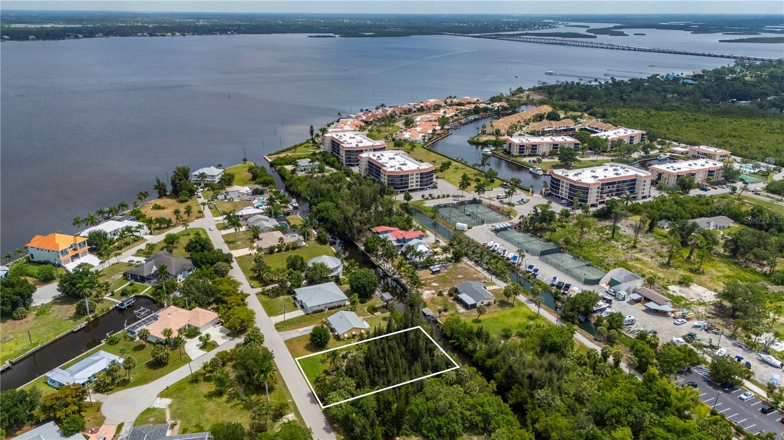 430 KLISPIE DR, PUNTA GORDA, FL — photo 10
