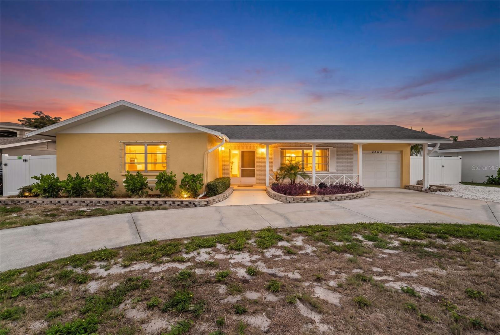 4608 ARLINGTON RD, PALMETTO, FL — photo 2