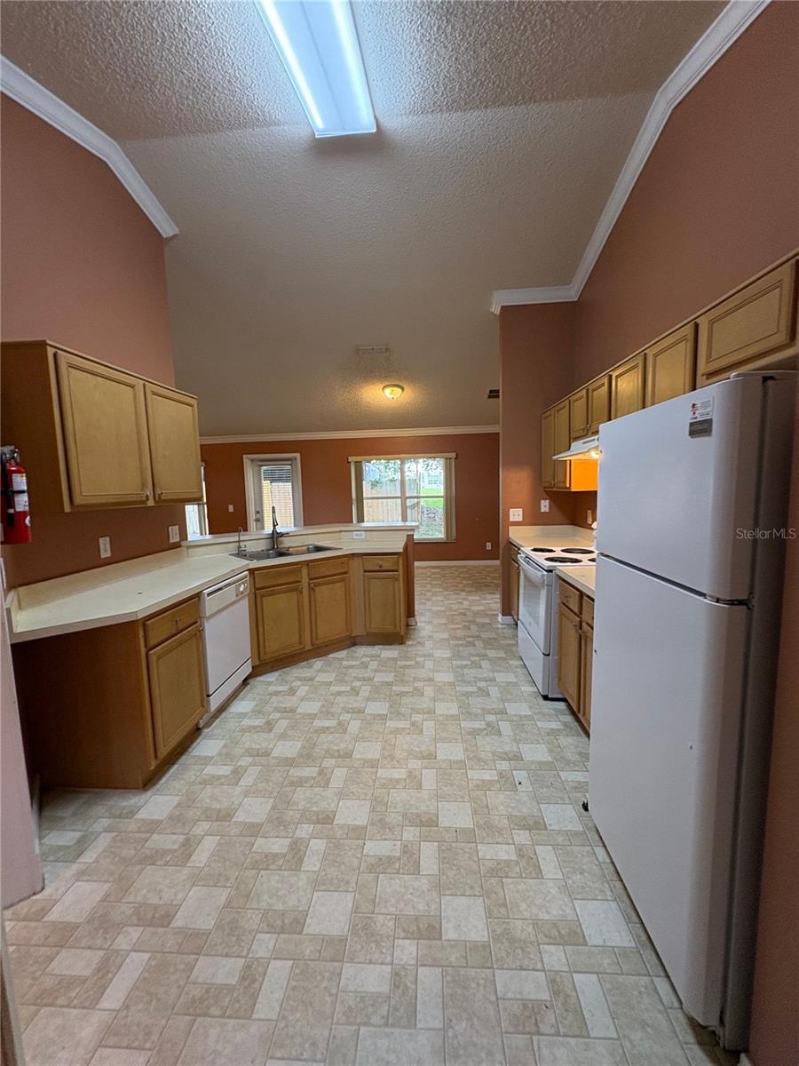 104 HERRING LN, POINCIANA, FL — photo 6