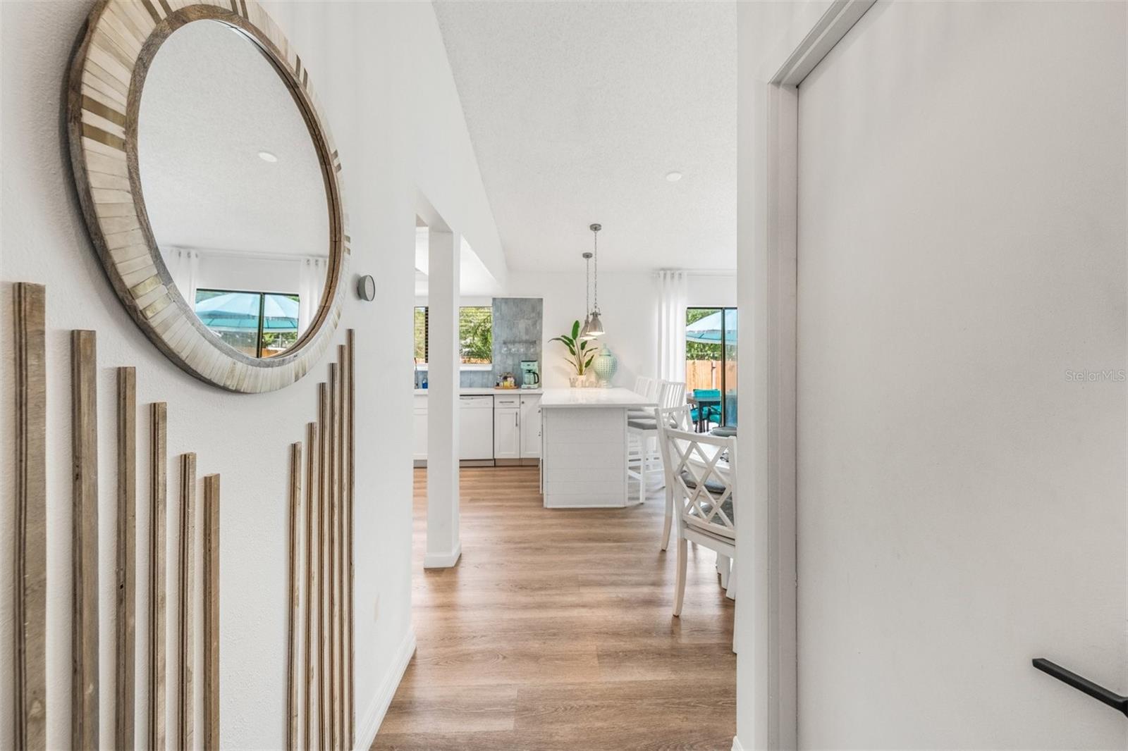 2911 WOODPINE CT, SARASOTA, FL — photo 9