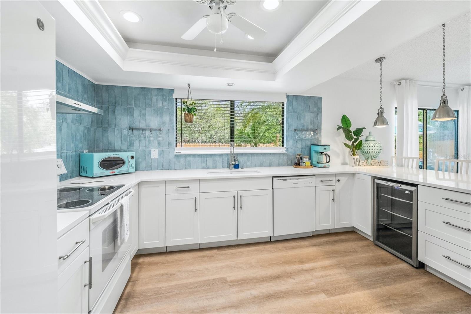 2911 WOODPINE CT, SARASOTA, FL — photo 12