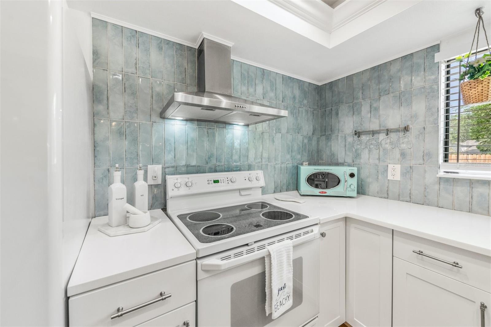 2911 WOODPINE CT, SARASOTA, FL — photo 13