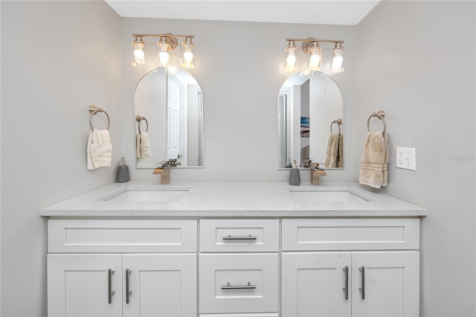 7530 SUNSHINE SKYWAY LN S #115, ST PETERSBURG, FL — photo 18