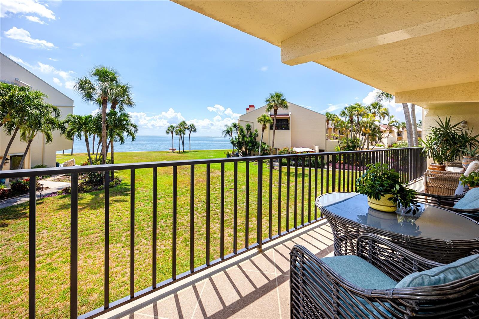 7530 SUNSHINE SKYWAY LN S #115, ST PETERSBURG, FL — photo 28