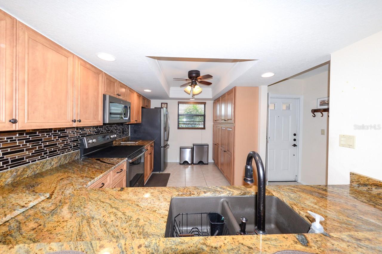 335 COLDEWAY DR #F21, PUNTA GORDA, FL — photo 2