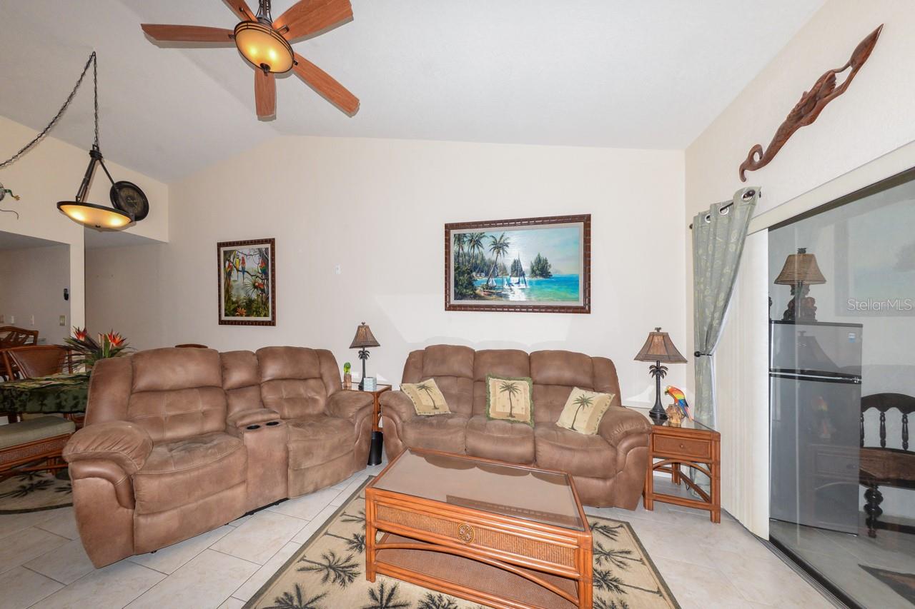 335 COLDEWAY DR #F21, PUNTA GORDA, FL — photo 11